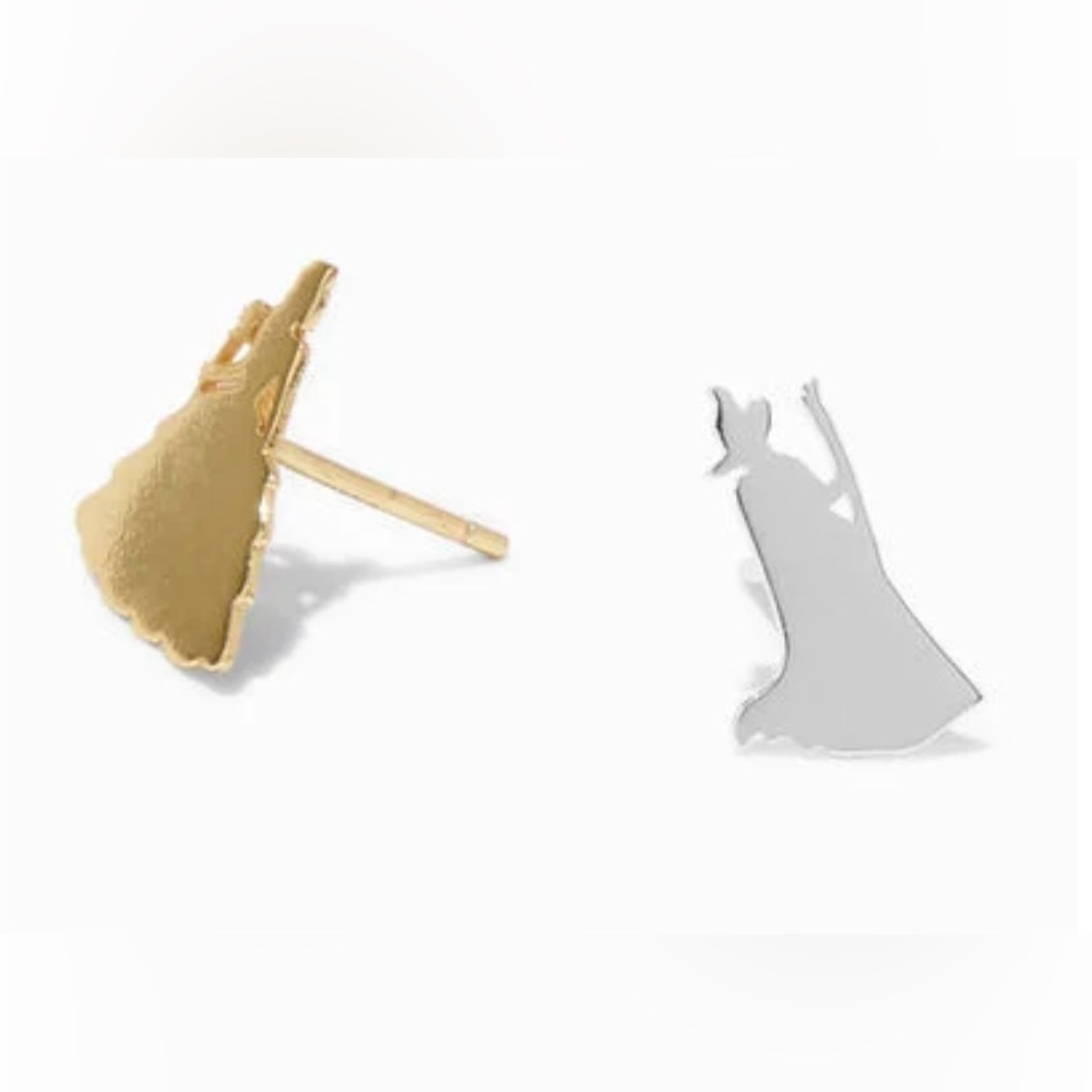 Wicked Stud Earrings and Dust bag Mismatch Sterling Silver NWT